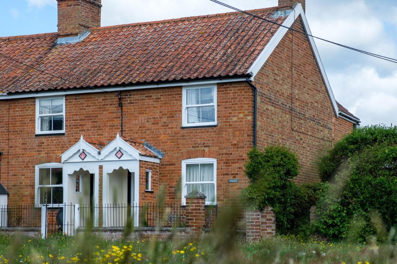Hazel'S Villa Leiston Exterior photo